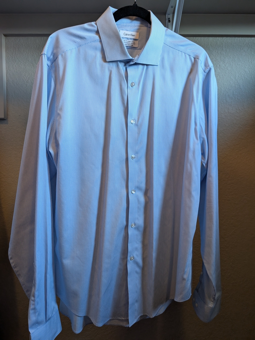 Calvin Klein Men's Light Blue Dress Shirt